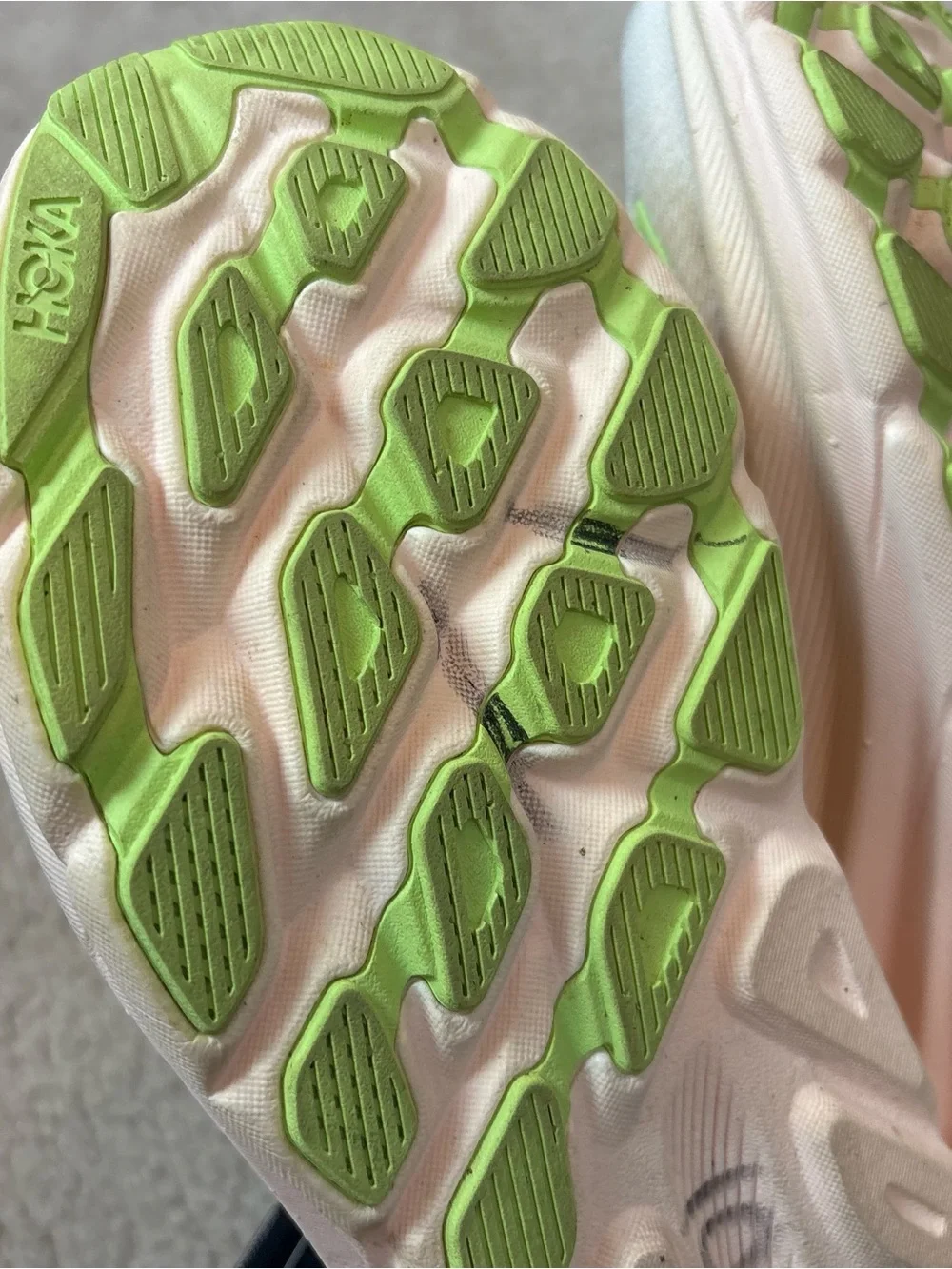 Hoka Clifton 9 women's running shoes in the Vanilla/Astral colorwa - Picture 7 of 9